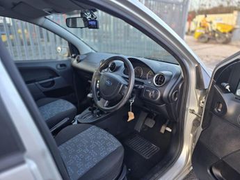 FORD FIESTA 1.6 Style 5dr Auto