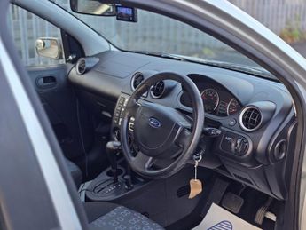 FORD FIESTA 1.6 Style 5dr Auto
