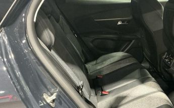 PEUGEOT 3008 1.5 BlueHDi Allure 5dr Auto ++ ULEZ / NAV / CAMERA / DAB / 69 MP