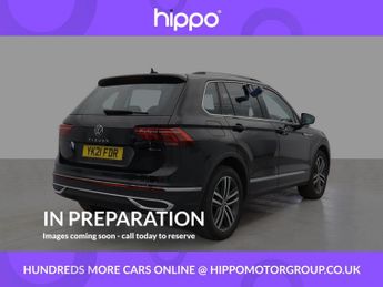 VOLKSWAGEN TIGUAN 2.0 TDI Elegance SUV 5dr Diesel DSG 4Motion Euro 6 (s/s) (150 ps