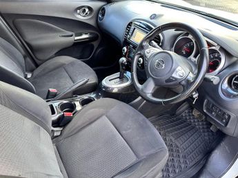 NISSAN JUKE 1.6 Acenta Premium 5dr Xtronic