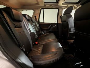 LAND ROVER FREELANDER 2.2 SD4 HSE 5dr Auto