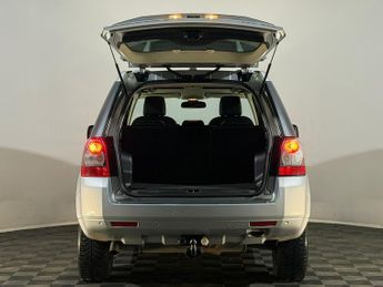 LAND ROVER FREELANDER 2.2 SD4 HSE 5dr Auto