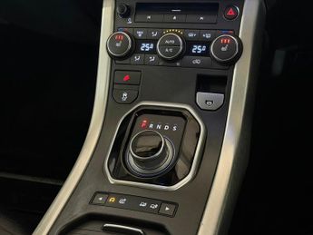LAND ROVER RANGE ROVER EVOQUE 2.2 SD4 Pure 5dr Auto [Tech Pack]