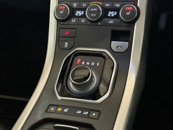 LAND ROVER RANGE ROVER EVOQUE 2.2 SD4 Pure 5dr Auto [Tech Pack]