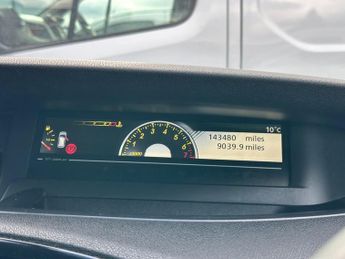 RENAULT GRAND SCENIC 1.6 16v VVT Dynamique TomTom 5dr