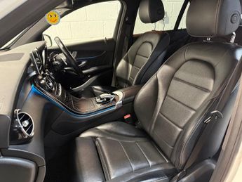 MERCEDES-BENZ GLC GLC 220d 4Matic AMG Line Premium 5dr 9G-Tronic