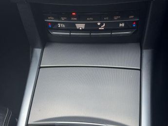 MERCEDES-BENZ E CLASS E220 BlueTEC AMG Night Edition 4dr 7G-Tronic