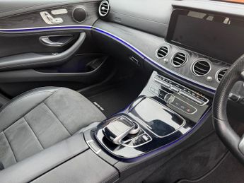 MERCEDES-BENZ E CLASS E220d AMG Line Premium 5dr 9G-Tronic