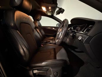 AUDI A4 2.0 TDI 177 Black Edition 5dr Multitronic