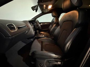 AUDI A4 2.0 TDI 177 Black Edition 5dr Multitronic