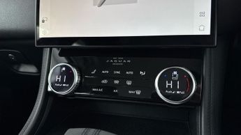 JAGUAR F-PACE 2.0 D200 MHEV S SUV 5dr Diesel Auto AWD Euro 6 (s/s) (204 ps)