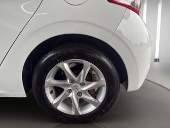 PEUGEOT 208 1.4 e-HDi Active 5dr EGC