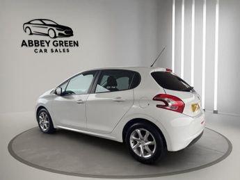 PEUGEOT 208 1.4 e-HDi Active 5dr EGC