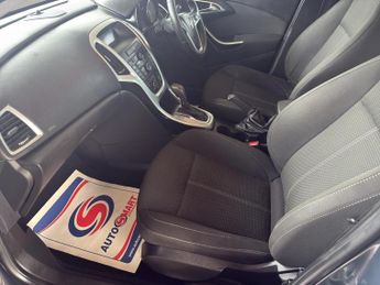 VAUXHALL ASTRA 2.0 CDTi 16V SRi 5dr Auto