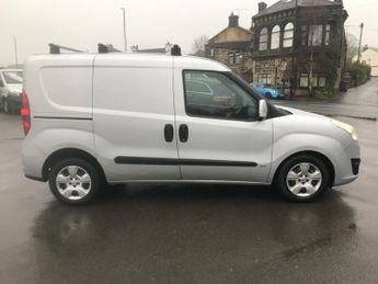 VAUXHALL COMBO 2000 1.3 CDTI 16V eFLEX H1 Sportive Van Start Stop