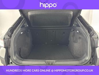 VOLKSWAGEN ID.4 Pure 52kWh Life SUV 5dr Electric Auto (148 ps)