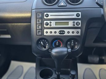 FORD FIESTA 1.6 Style 5dr Auto