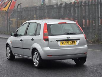 FORD FIESTA 1.6 Style Hatchback 5dr Petrol Automatic (176 g/km 99 bhp)