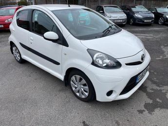 Toyota AYGO 1.0 VVT-i Move 5dr