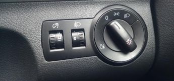 VOLKSWAGEN TOURAN 1.4 TSI SE 5dr DSG