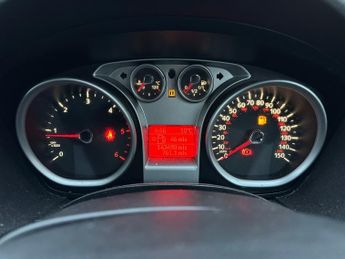 FORD KUGA 2.0 TDCi Zetec 5dr 2WD