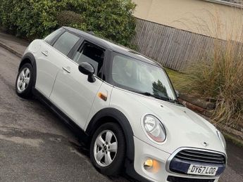 MINI Hatch 1.5 Cooper D 5dr