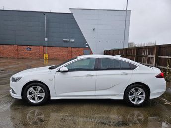 VAUXHALL INSIGNIA 2.0 Turbo D SRi Vx-line Nav 5dr Auto