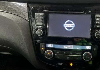 NISSAN X-TRAIL 2.0 dCi N-Vision 5dr Xtronic ++ 7 SEATS / PANROOF / NAV / CAMERA