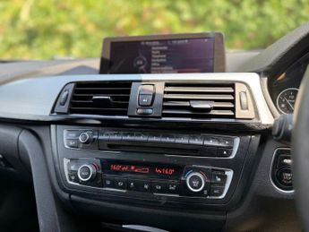 BMW 3 SERIES 320d xDrive M Sport Saloon Auto