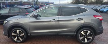 Nissan Qashqai 1.5 dCi N-Vision 5dr ++ PANROOF / NAV / CAMERA / ULEZ ++