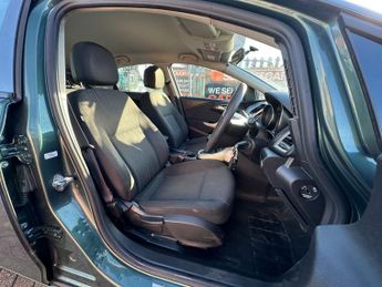 VAUXHALL ASTRA 1.7 CDTi 16V ecoFLEX Exclusiv 5dr