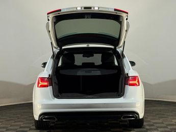 AUDI A6 2.0 TDI Ultra Black Edition 5dr S Tronic