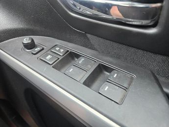 SUZUKI SX4 S-CROSS 1.6 DDiS SZ-T ALLGRIP 5dr