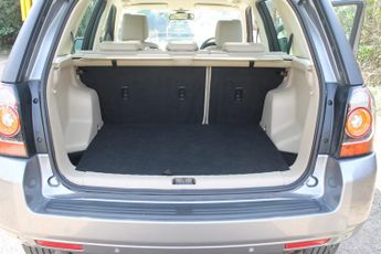 LAND ROVER FREELANDER 2.2 SD4 HSE 5dr Auto