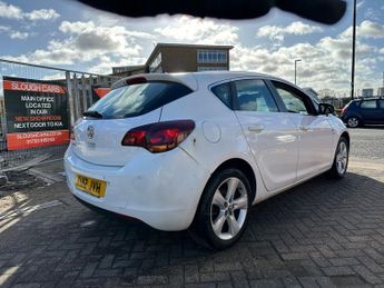 VAUXHALL ASTRA 1.4i 16V SRi 5dr