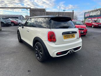 MINI HATCH 2.0 Cooper S D 3dr Auto
