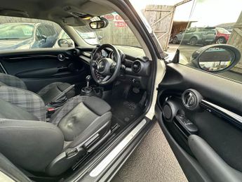 MINI HATCH 2.0 Cooper S D 3dr Auto
