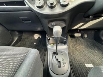 TOYOTA YARIS 1.4 AUTOMATIC