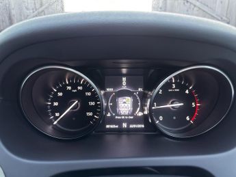 LAND ROVER DISCOVERY SPORT 2.0 TD4 180 HSE Luxury 5dr Auto