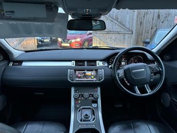 LAND ROVER RANGE ROVER EVOQUE 2.0 TD4 SE Tech 5dr Auto