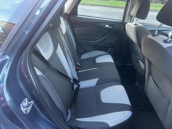 FORD FOCUS 1.0 125 EcoBoost Zetec 5dr