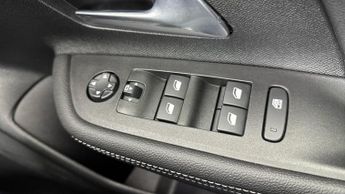 VAUXHALL MOKKA ELECTRIC 54kWh Ultimate SUV 5dr Electric Auto (156 ps)