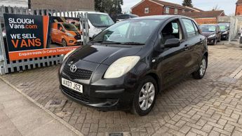 TOYOTA YARIS 1.3 VVT-i Zinc 5dr MMT