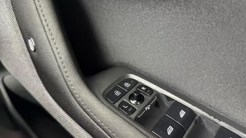 POLESTAR POLESTAR 2 Dual Motor 78kWh Long Range Plus Pilot Fastback 5dr Electric Aut