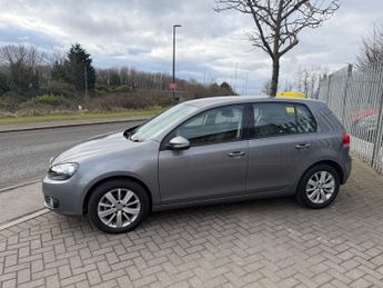 VOLKSWAGEN GOLF 2.0 TDi 140 SE 5dr DSG