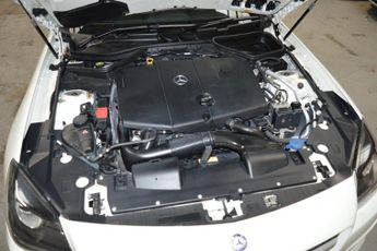 MERCEDES-BENZ SLK SLK 250 CDI BlueEFFICIENCY AMG Sport Tip Auto LOW MILEAGE