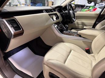 LAND ROVER RANGE ROVER SPORT 3.0 SDV6 HSE 5dr Auto