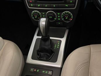 LAND ROVER FREELANDER 2.2 SD4 Metropolis 5dr Auto