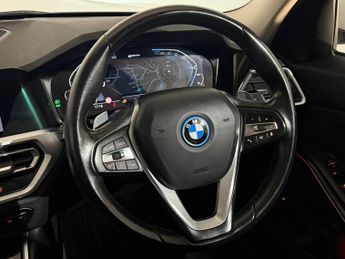BMW 3 SERIES 330e SE Pro 5dr Step Auto